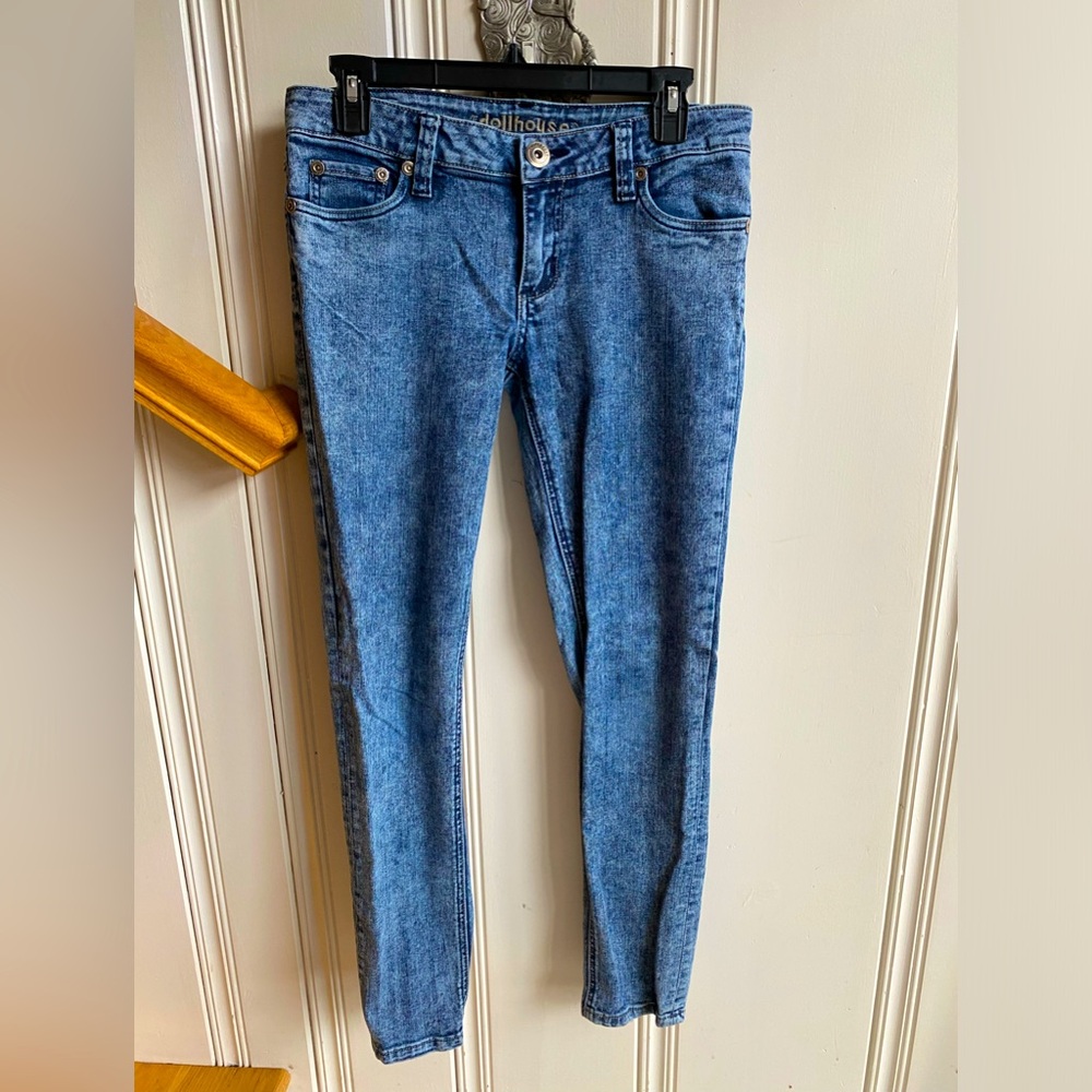 Dollhouse light wash blue denim flare jeans low rise size 9